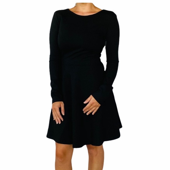 Lulus Dresses & Skirts - LULU’S Forever Chic Black Long Sleeve Dress